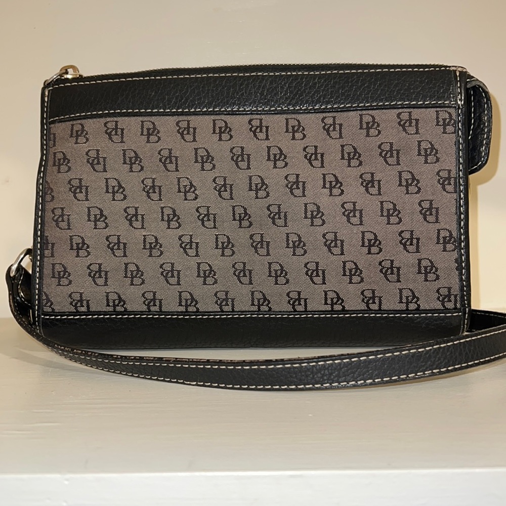 Dooney & Bourke Crossbody